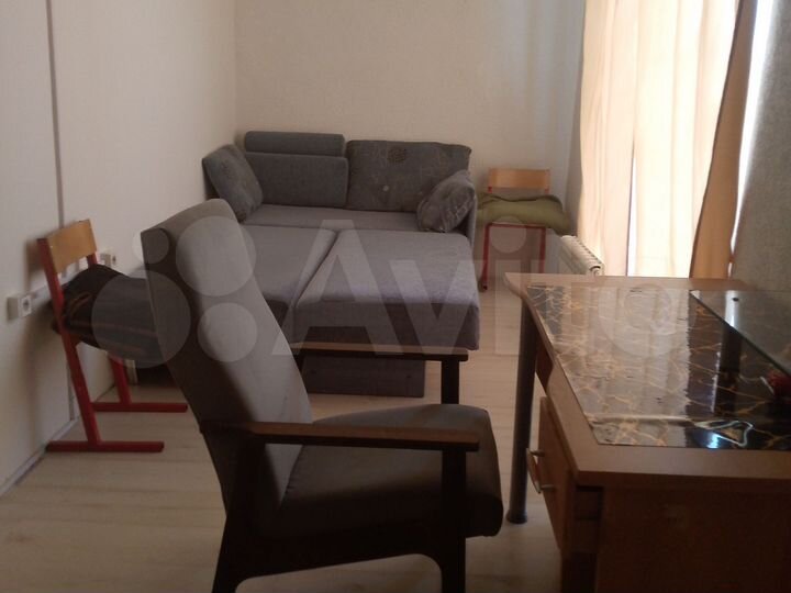 Комната 18 м² в 3-к., 2/2 эт.