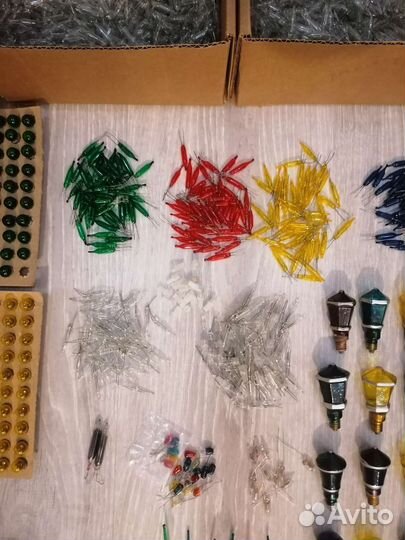 Лампочки для электрогирлянд СССР