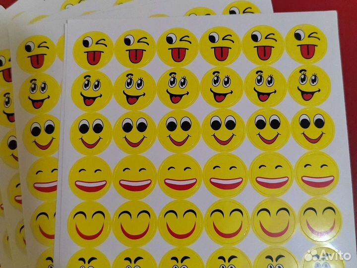 Наклейки