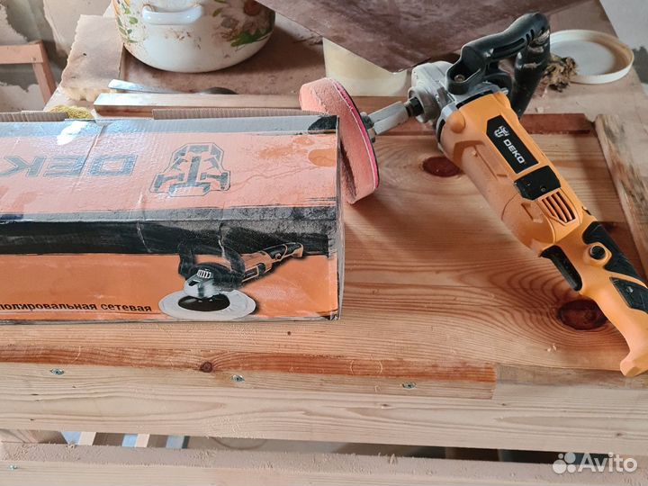 Полировальная машинка DKP1500