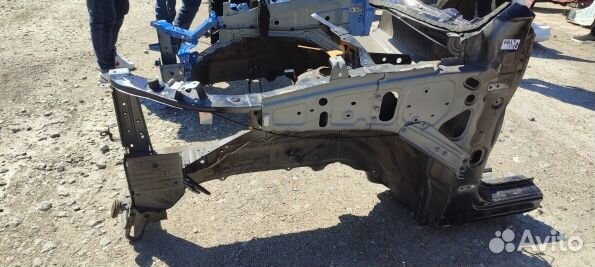 Четверть передняя левая Митсубиси Аутлендер 3 GF