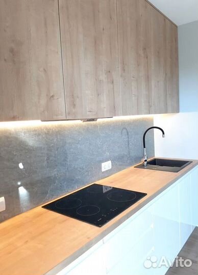 Угловой кухонный гарнитур современный