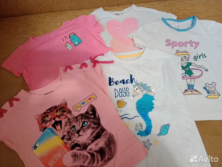 Пакетом одежда и обувь для девочки