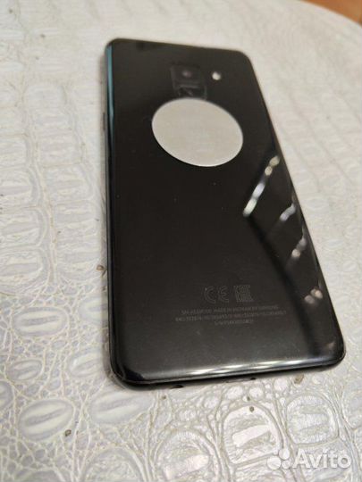 Samsung A8