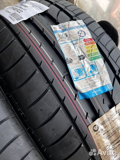 Dunlop SP QuattroMaxx 275/40 R22