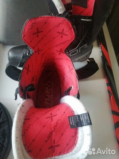 Хоккейные коньки bauer vapor