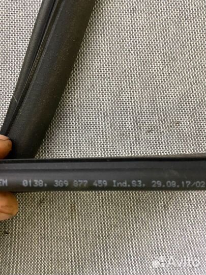 Уплотнитель люка Tiguan 2 R line