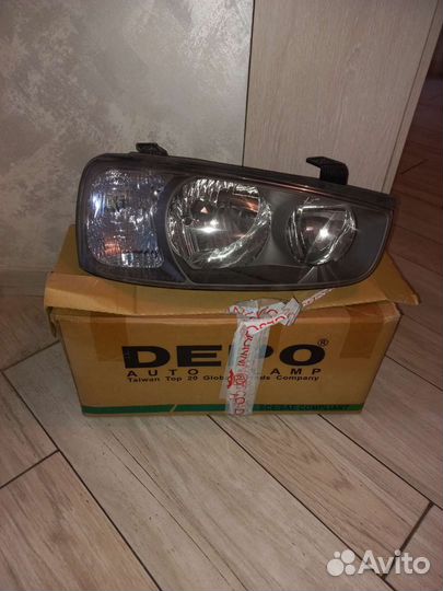 Фара на hyundai elantra 3 правый