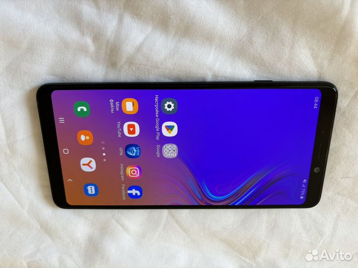 Samsung Galaxy A9 (2018), 6/128 ГБ