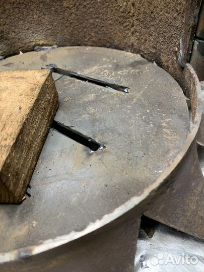 Печь для казана с трубой