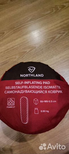 Самонадувающийся коврик northland