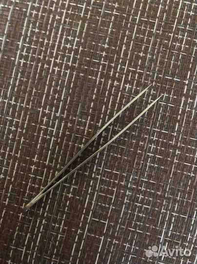 Пинцет для бровей