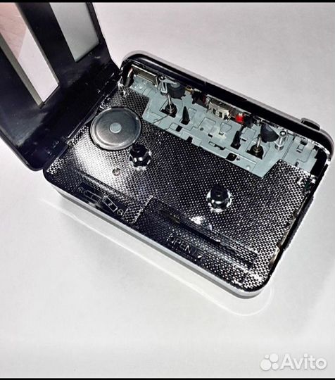 Кассетный плеер