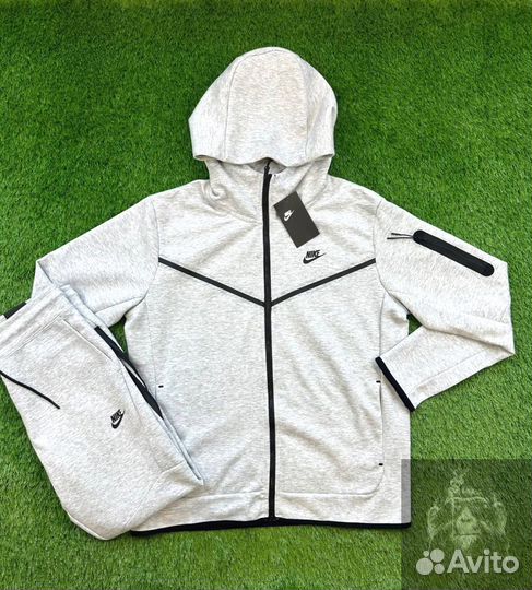Спортивный костюм Nike Tech Fleece