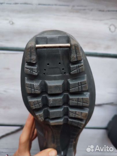 Лыжные ботинки