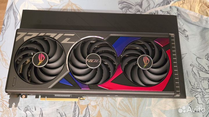 Asus ROG Strix RTX 4070 Ti Super OC Edition