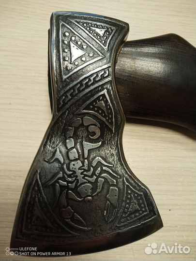 Топор охотничий