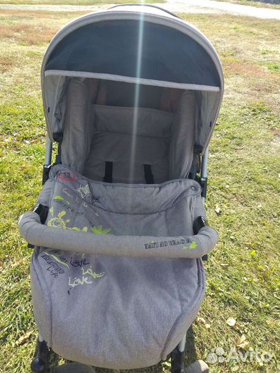 Прогулочная коляска