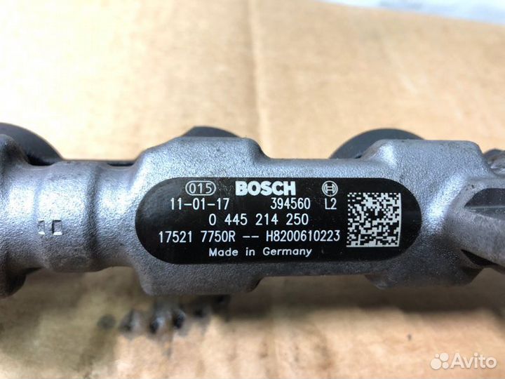 Топливная рампа в сборе Renault Koleos HY0 2.0 DCI