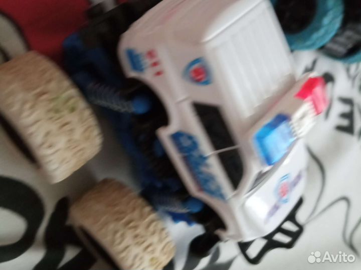 Игрушечные машинки