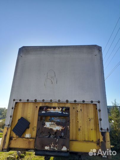 Тент от полуприцепа