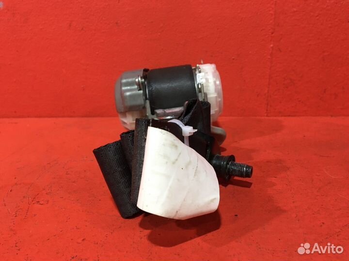 Ремень безопасности передний правый Suzuki Sx4 1