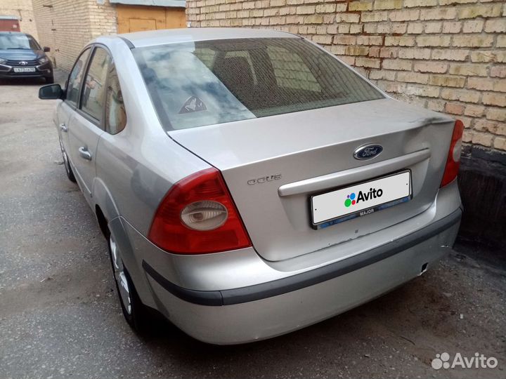 Ford Focus 1.6 МТ, 2006, 359 000 км