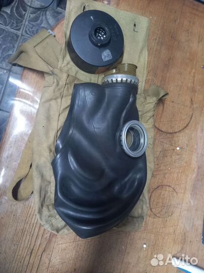 Противогаз