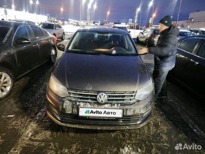 Volkswagen Polo 1.6 AT, 2015, 56 093 км