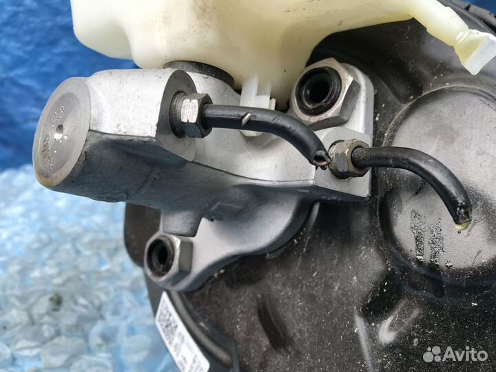 Вакуумник для Ауди Q5 12-16 3,0л Diesel