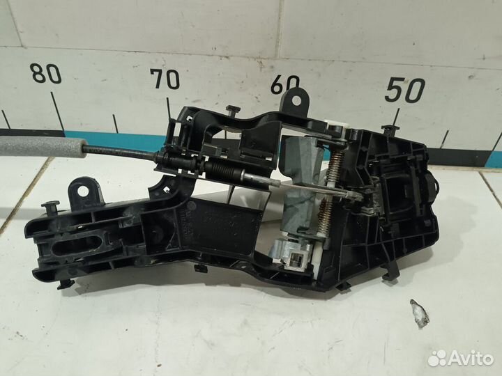 Ручка двери задней наружная левая Tiguan 2