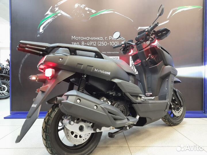 Скутер Motoland Tank 150