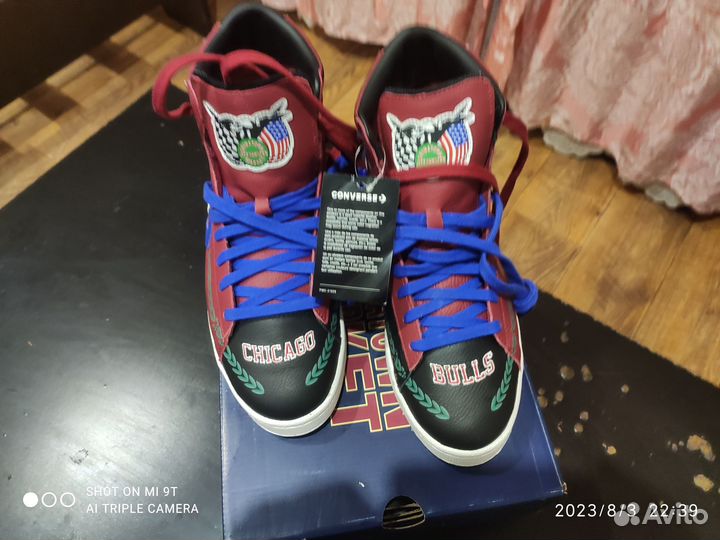 Кроссовки Converse