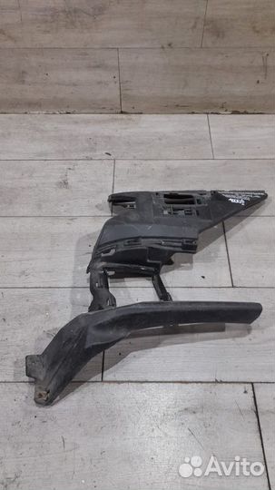 Кронштейн переднего бампера правый Bmw 3 F30 С