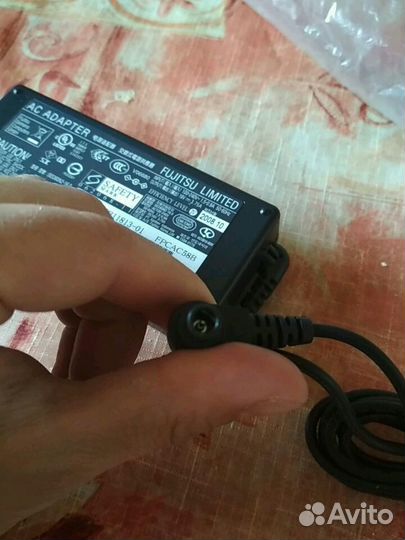 Зарядное устройство оригинал новое