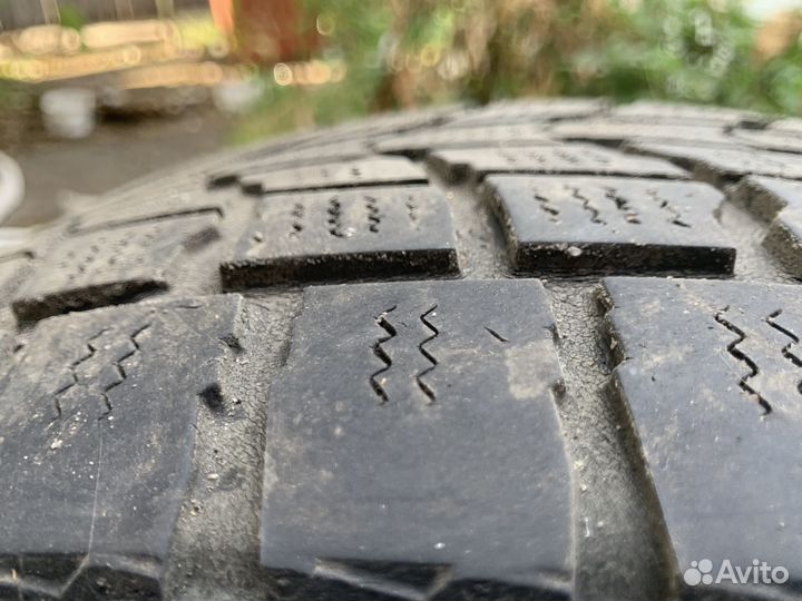 Arivo Winmaster ARW 1 225/60 R18 23S