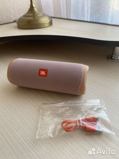 Новая оригинальная колонка JBL Flip 5 Pink