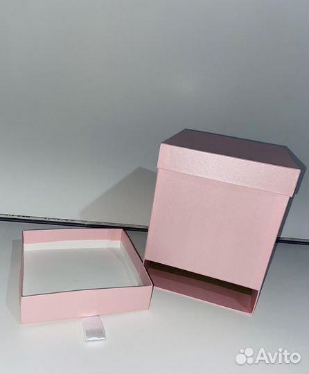 Коробка подарочная