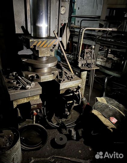 Пресс гидравлический П6330Б