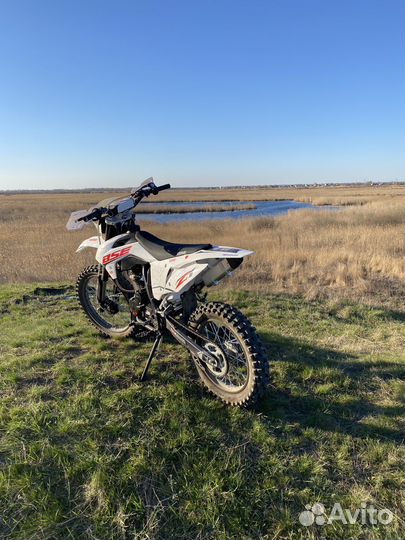 BSE Z1 Atlas white