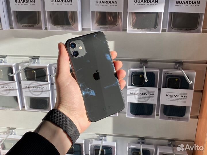 iPhone 11, 128 ГБ