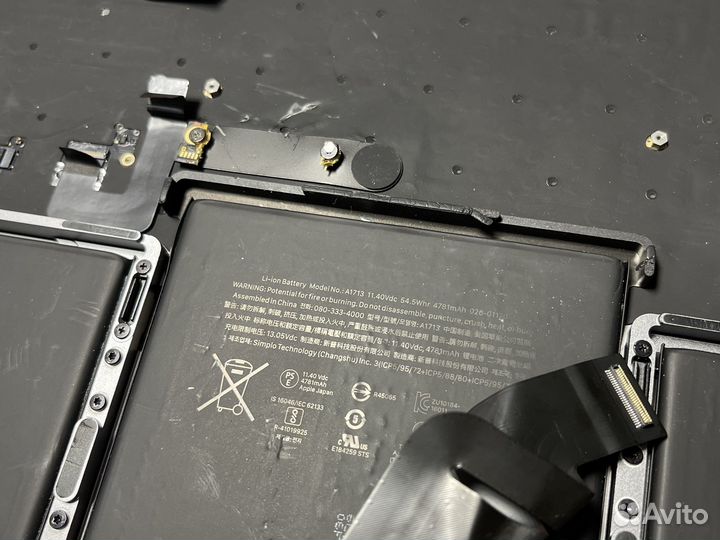 Топкейс MacBook Pro 13