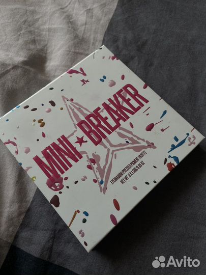 Палетка теней jeffree star