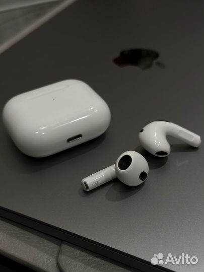Беспроводные наушники apple airpods 3