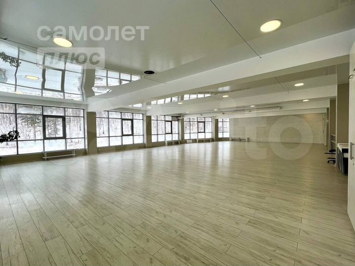 Сдам помещение свободного назначения, 300 м²