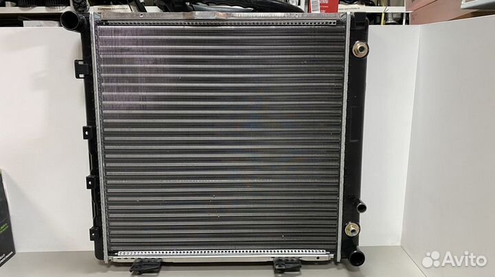 Радиатор Mercedes w124 M111
