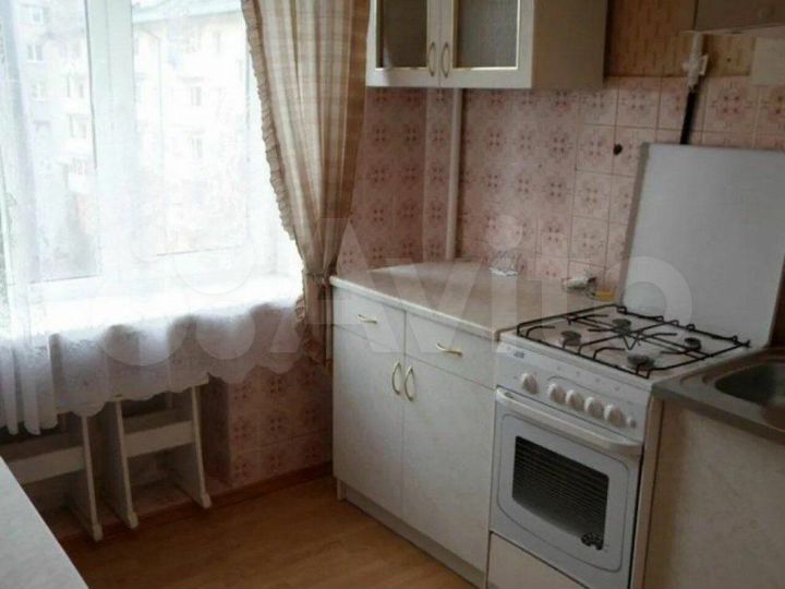 Комната 18 м² в 2-к., 3/5 эт.