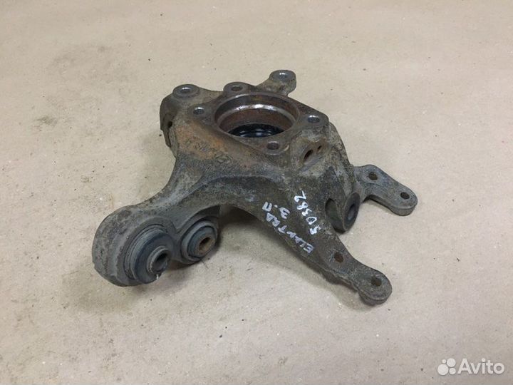 Кулак задний правый Hyundai Elantra HD