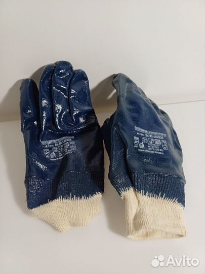 Новые перчатки защитные с нитриловым покрытием