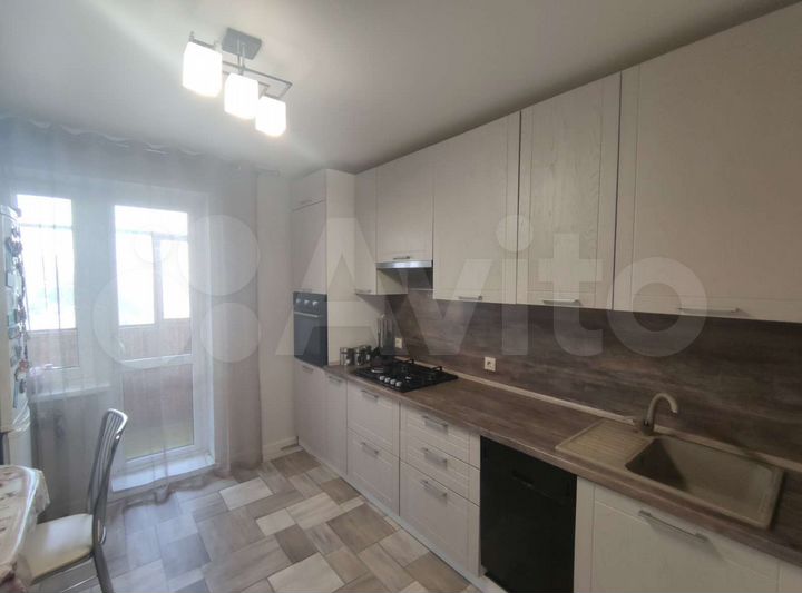 4-к. квартира, 93,1 м², 6/9 эт.